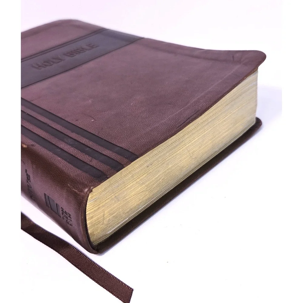 Holy Bible NIV New International Version‎ Zondervan Brown LeatherSoft 2011